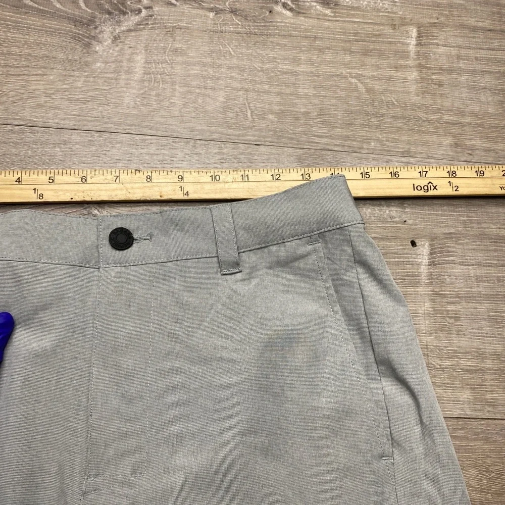 Banana Republic Shorts Comfort Flat Front Mens‎ 30 Gray Stretch Wicking New